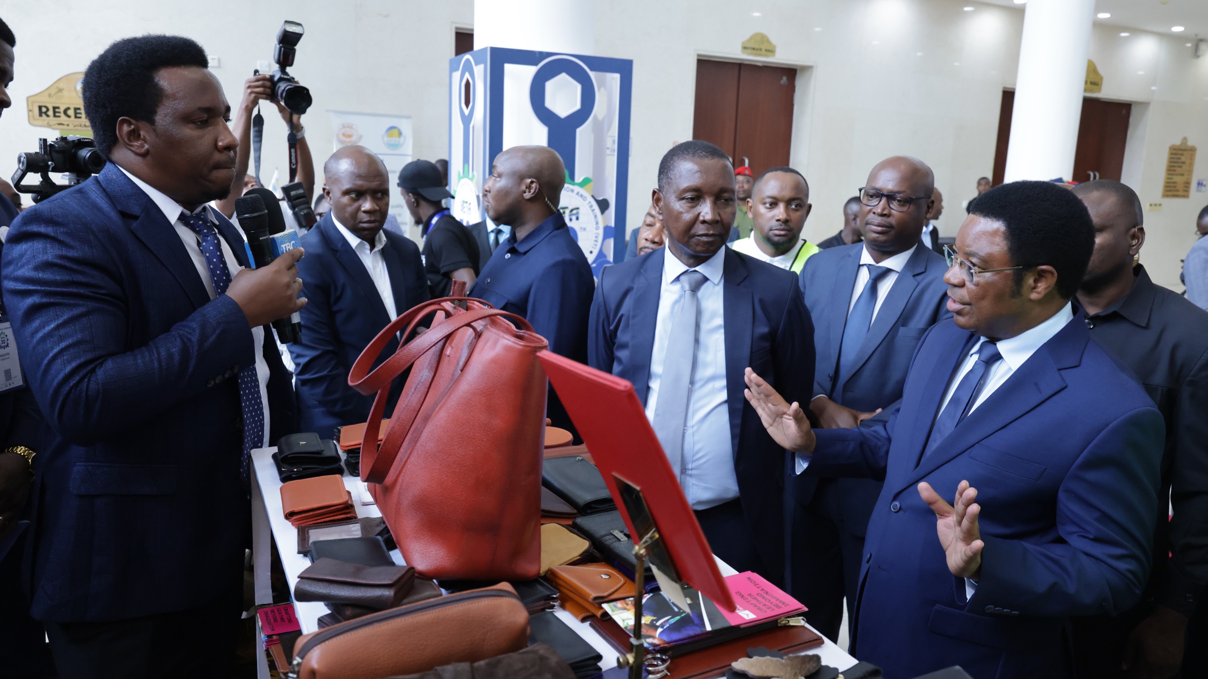 OFISI YA WAZIRI MKUU
